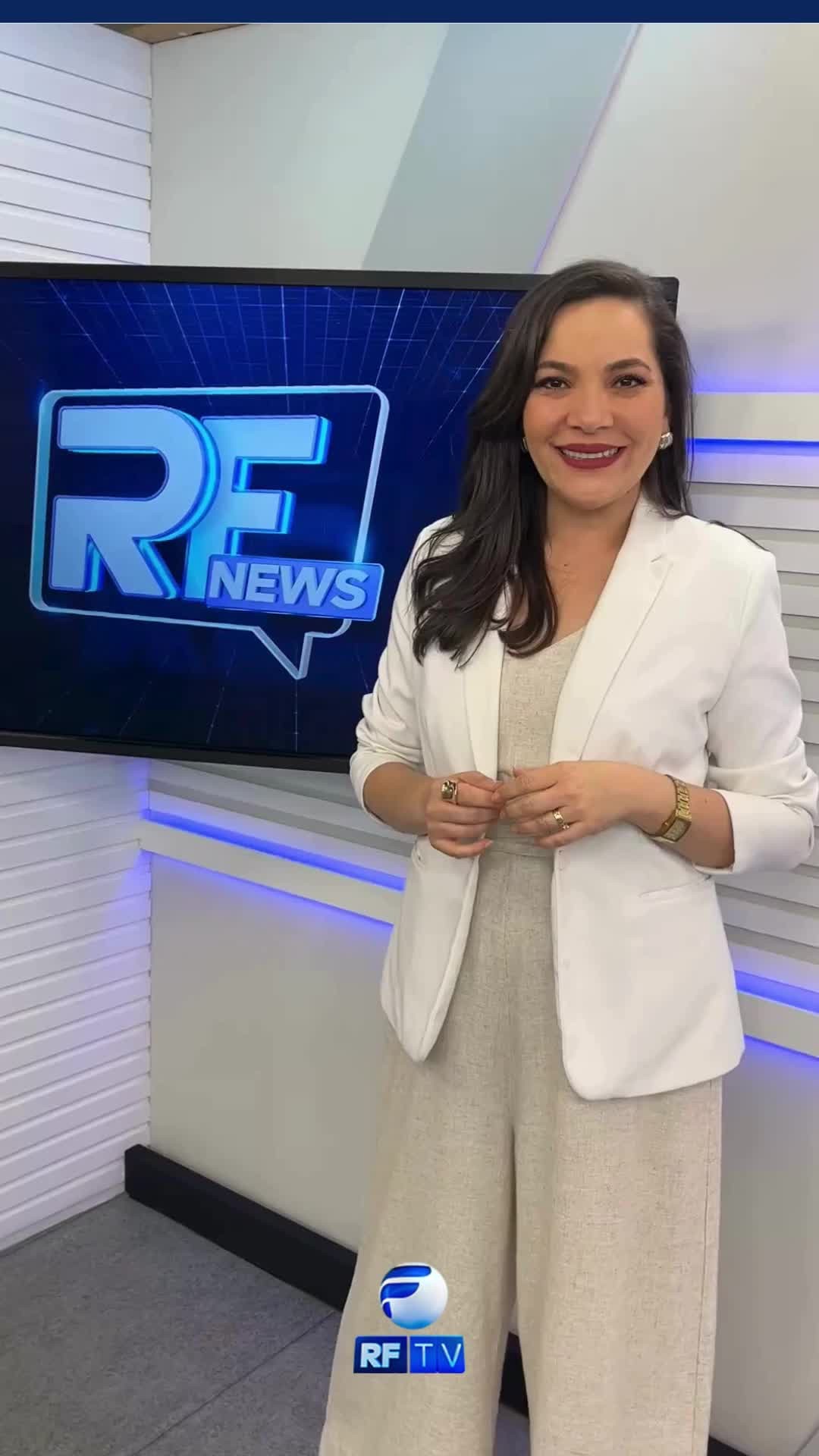 🗞️ Fique bem informado no RF News com Juliana de Paula!
As principais notícias do Brasil e do mundo, com tudo apurado, detalhado e feito para você, telespectador. E mais: informações direto das regiões de Campinas, Piracicaba e arredores.
📺 De segunda a sexta, às 19h, Juliana de Paula te espera com credibilidade, agilidade e o compromisso com a verdade.
É informação de verdade. É o RF News, na RFTV!
#RFNews #JulianaDePaula #RFTV #JornalismoComCredibilidade #Campinas #Piracicaba #NotíciasDoBrasil