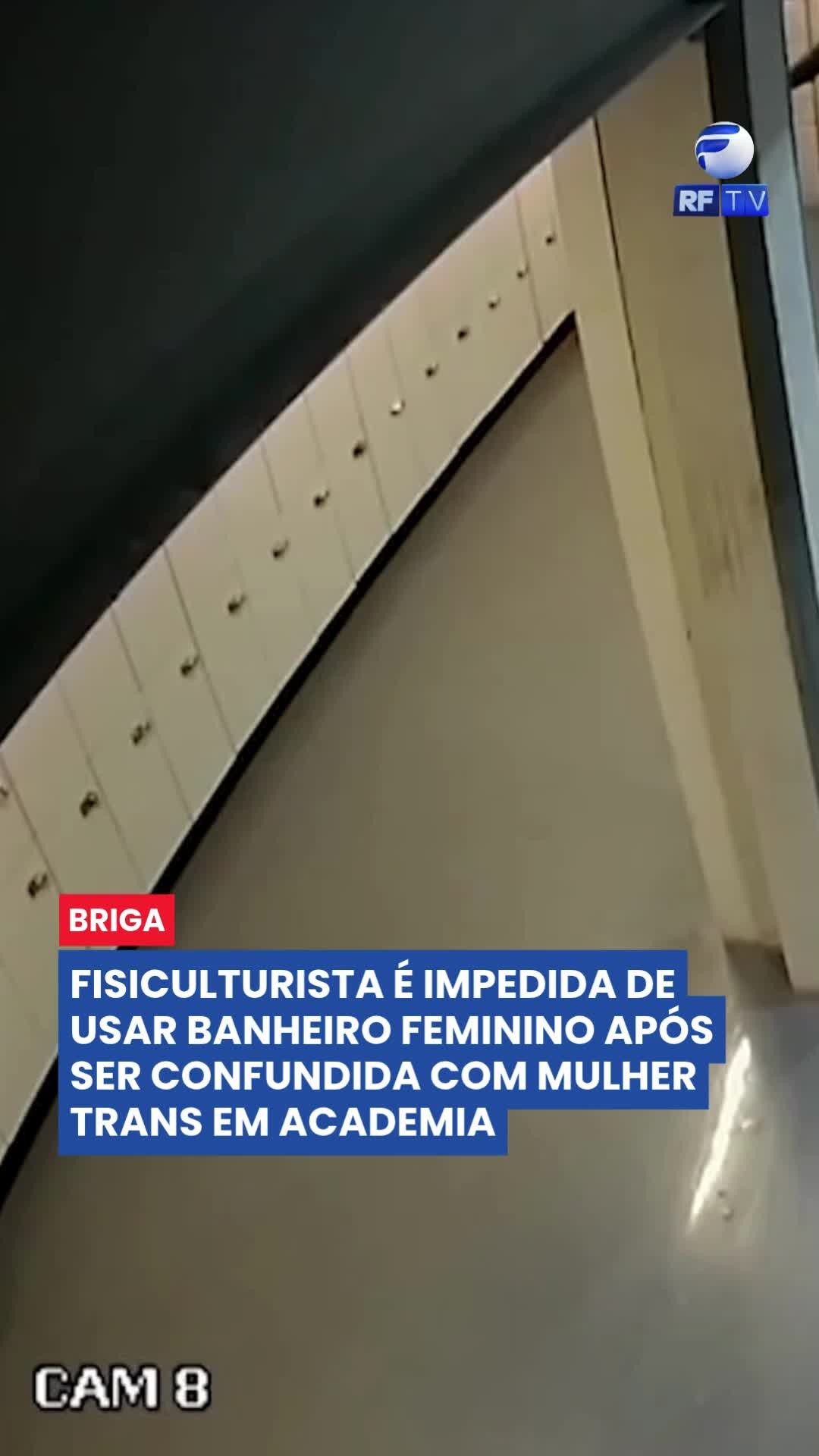 Uma personal trainer e fisiculturista foi impedida de usar o banheiro feminino após ser confundida com uma mulher trans em uma academia.
A vítima relatou que não foi a primeira vez que sofreu comentários preconceituosos por causa do seu porte físico.
O caso está sendo investigado como injúria e constrangimento ilegal.
#Notícia #Preconceito #Academia #Direitos #Respeito #Fisiculturista