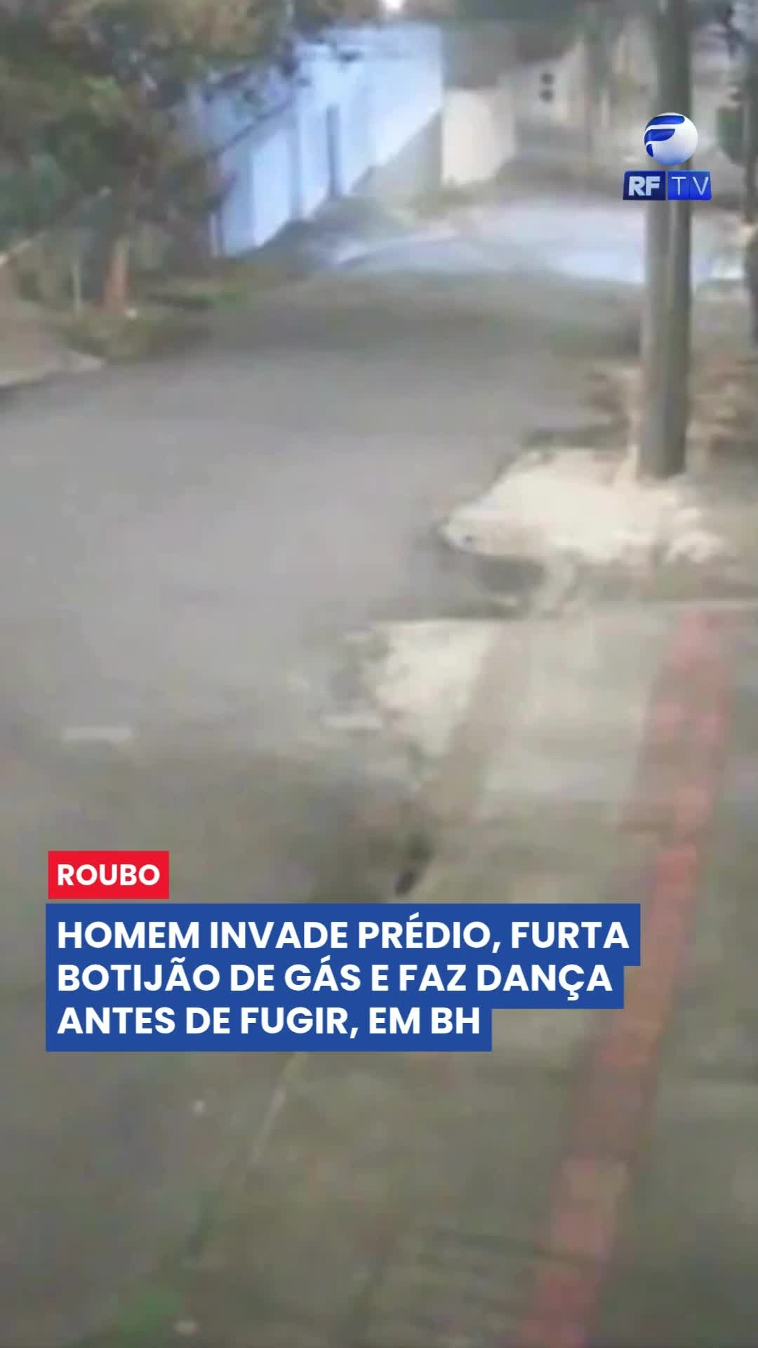 🚨 Flagra inusitado: homem furta botijão de gás e “dança” ao ouvir barulho na rua
Um homem foi flagrado por câmeras de segurança invadindo um prédio e furtando um botijão de gás, nesta quarta-feira (4), no bairro Alto Barroca, região Oeste de Belo Horizonte.
👀 As imagens mostram o criminoso se escondendo atrás de um carro e, em um momento curioso, fazendo uma espécie de dança ao perceber movimentos na rua.
📹 O vídeo foi entregue à Polícia Militar, e um boletim de ocorrência foi registrado.
Segundo moradores, não é a primeira vez que crimes ocorrem na região, e o condomínio já estuda reforçar a segurança após o furto.
⚠️ Qualquer informação que possa ajudar na identificação do suspeito pode ser repassada à polícia.
#BH #Furto #Segurança #AltoBarroca #BeloHorizonte #Criminalidade #CâmerasDeSegurança