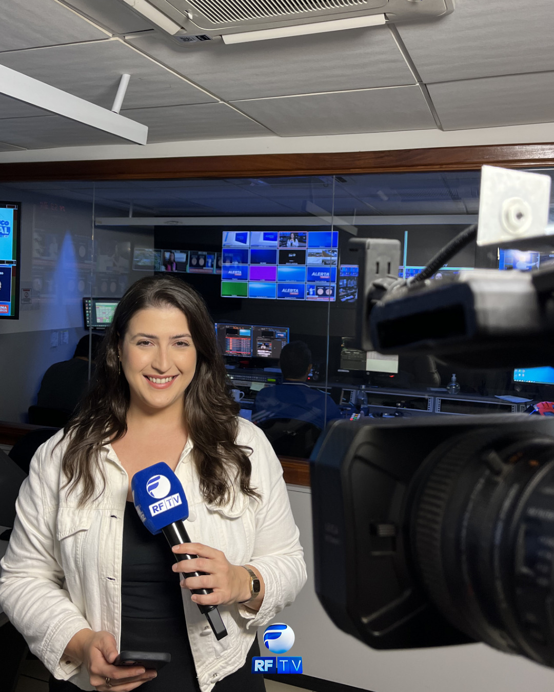 Informação rápida e precisa.

Ingrid Woigt já está pronta para levar muita informação para você.

🎥 #Bastidores
📺 Nos vemos na tela da RFTV!