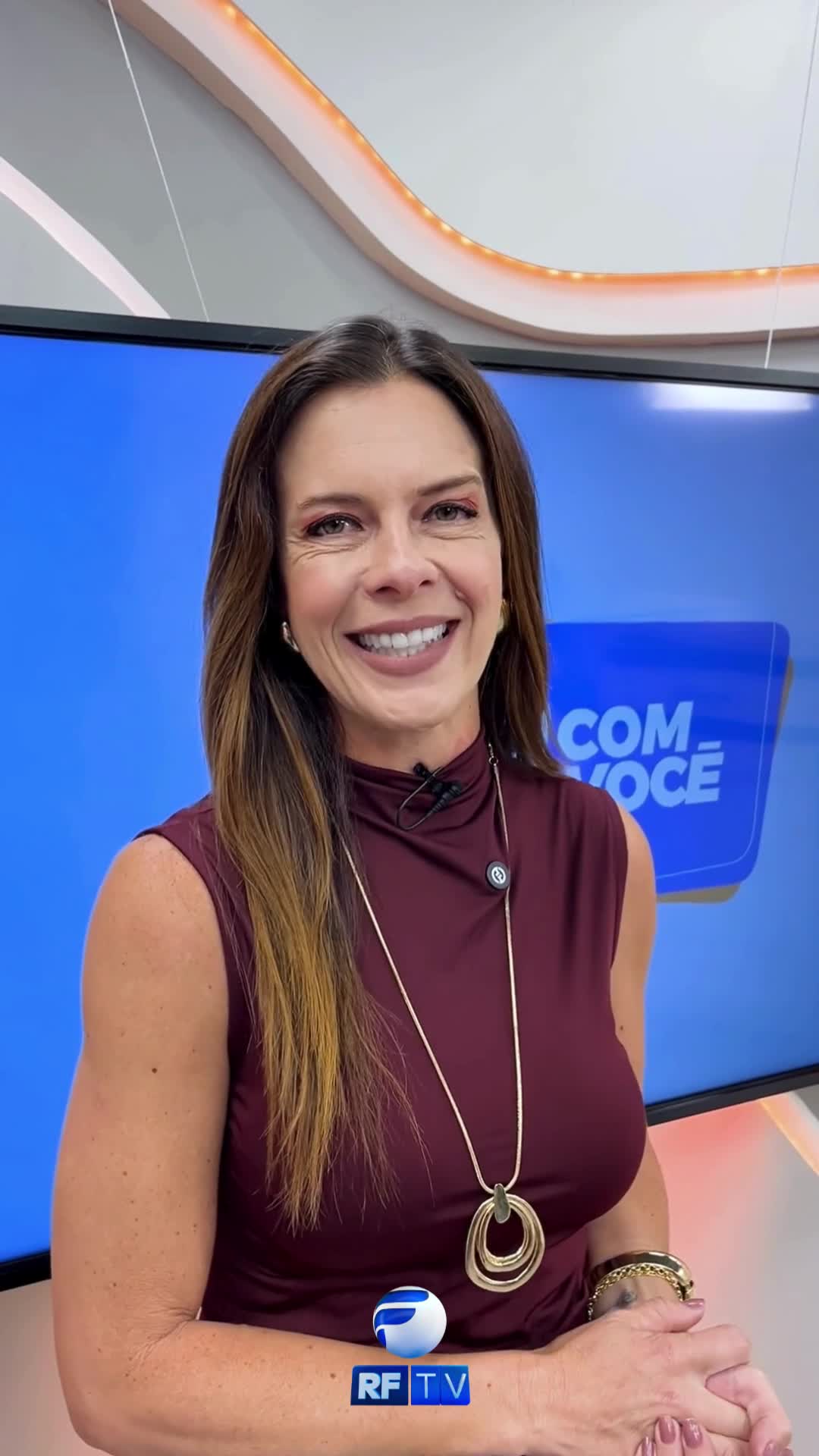 ✨ RF COM VOCÊ!

Com apresentação de Lícia Mangiavacchi, o programa traz muita entrevista, curiosidades e tudo o que está acontecendo no mundo dos famosos. Um espaço leve, informativo e cheio de entretenimento para começar bem o seu dia.

Se você gosta de ficar por dentro das novidades, histórias interessantes e boas conversas, é aqui que você encontra tudo isso.

📺 Não perca!
De segunda a sexta às 09:00
🔁 Reprise às 16:00
⭐ Domingo às 16:00 com os melhores momentos.

#RFComVocê #LíciaMangiavacchi #RFTV #Entretenimento #Famosos #Curiosidades #Entrevistas