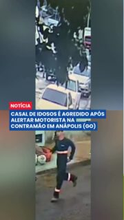 Casal de idosos é agredido após alertar motorista na contramão
Um casal de idosos foi brutalmente agredido em Anápolis (GO) após avisar um motorista que trafegava na contramão.
Segundo a investigação, o jovem de 18 anos desceu do carro e atacou as vítimas com socos e chutes em plena via pública. O idoso sofreu ferimentos graves, incluindo fratura na mandíbula, e precisou de atendimento hospitalar. A mulher também ficou machucada ao tentar impedir as agressões.
O pai do agressor estava no local, mas não interveio. O suspeito foi identificado e autuado por lesão corporal, e a Polícia Civil aguarda o laudo pericial para concluir o caso.
#Anápolis #Goiás #Violência #Polícia #Justiça #Brasil #Segurança #Notícia
