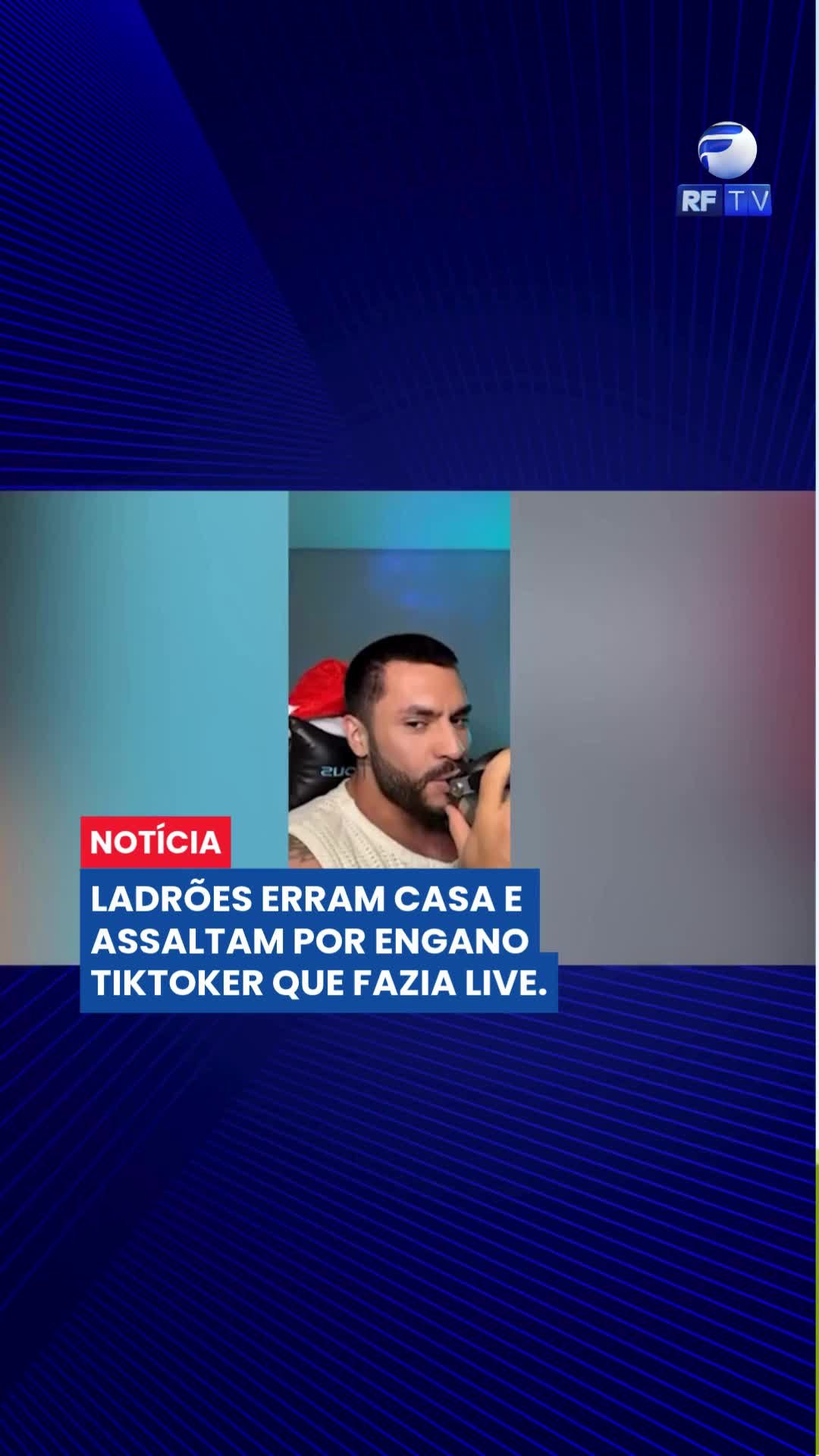 Influenciador é assaltado ao vivo durante transmissão e caso ganha novos desdobramentos.

Bruno Rodrigues filmava uma live dentro de casa quando foi surpreendido por três criminosos, em Blumenau (SC). As imagens mostram o momento em que ele é rendido e levado para o banheiro pelos assaltantes.

Segundo a Polícia Civil, o grupo pretendia roubar um vizinho, dono de quitinetes, mas acabou invadindo a residência errada. Dois suspeitos foram presos e um adolescente apreendido.

O caso teve grande repercussão nas redes sociais e chegou a levantar suspeitas de que a ação teria sido simulada para gerar engajamento — hipótese que foi descartada pelas investigações.

#Polícia #Blumenau #Segurança #Investigação #RedesSociais #Notícias #Brasil