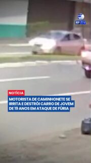 🚨 MOTORISTA DE 19 ANOS VIVE MOMENTOS DE TERROR APÓS BRIGA NO TRÂNSITO
O que era para ser apenas um trajeto comum terminou em violência e desespero. Uma jovem motorista, de apenas 19 anos, ficou traumatizada após ter o carro cercado e atacado por um homem que dirigia uma caminhonete.
Segundo relatos, o agressor teria se irritado após um desentendimento banal no trânsito e passou a perseguir a vítima. O veículo da jovem foi alvo de violência física, deixando a motorista em estado de choque e com medo de voltar a dirigir.
O caso chama atenção para o aumento da agressividade nas ruas e os perigos da violência no trânsito.
#Trânsito #ViolênciaNoTrânsito #Motorista #Agressão #Segurança #Brasil #Notícia #Trauma #TrânsitoViolento