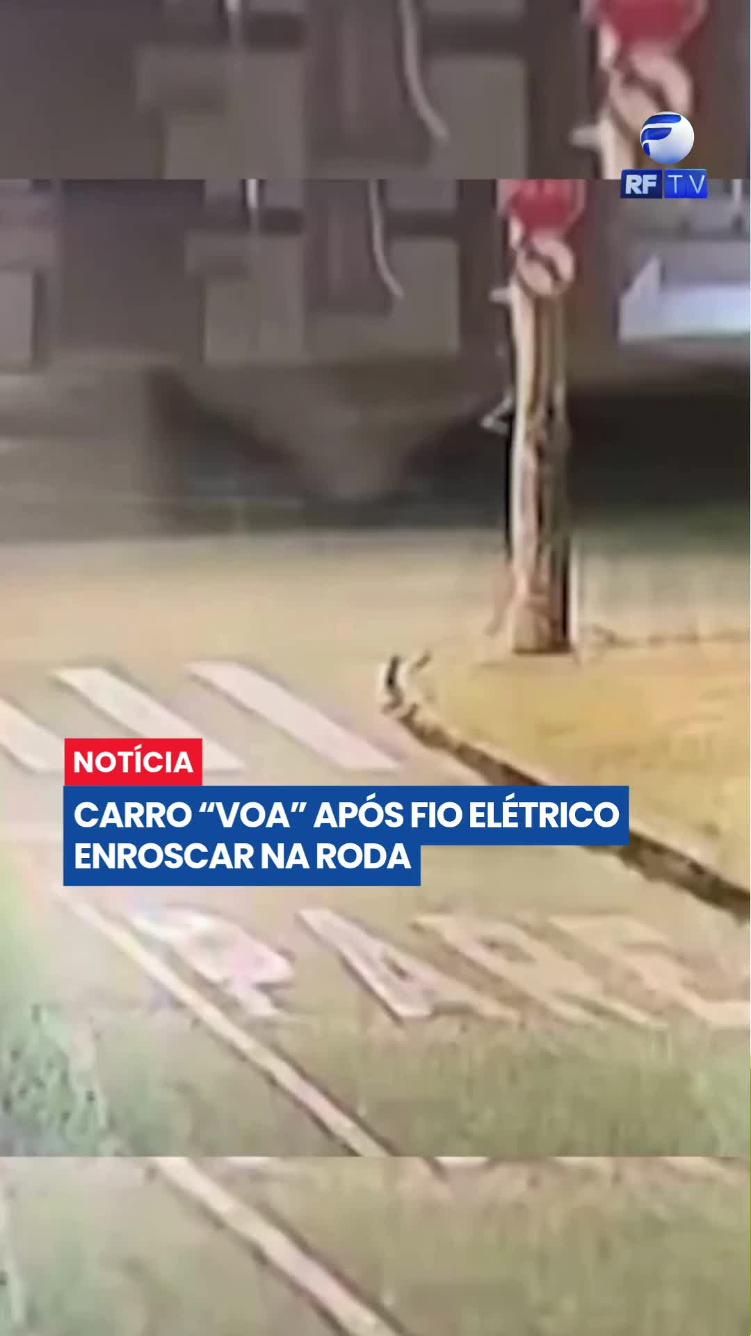 Um carro chamou a atenção de moradores ao parecer “voar” após um fio solto da rede elétrica enroscar na roda do veículo.

Imagens registraram o momento em que o automóvel é levantado da pista e acaba parado, escorado na parede de uma loja. A cena impressionou quem passava pelo local.

Apesar do susto e dos danos causados pelo incidente, a motorista Evelin e sua irmã, Nikeli, saíram ilesas.

📹 O vídeo do momento tem repercutido nas redes sociais pela força do impacto e pela situação inusitada.

#Acidente #Carro #RedeElétrica #Susto #Vídeo #Trânsito #Notícias