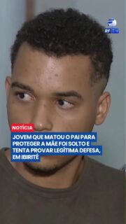 🚨 Jovem é solto após matar o pai e alegar defesa da mãe vítima de violência doméstica

A Justiça concedeu liberdade ao jovem Wellyton Theodoro dos Reis, em Ibirité, após ele matar o próprio pai durante uma discussão familiar. Segundo a defesa, o rapaz agiu para proteger a mãe, Dona Lúcia, que sofria violência doméstica há cerca de 30 anos.

O homem, de 47 anos, não resistiu aos ferimentos. Em depoimento, Wellyton afirmou: “Eu escolhi a vida da minha irmã e da minha mãe ou a vida do meu pai.”

A defesa sustenta a tese de legítima defesa de terceiros. O jovem responderá ao processo em liberdade, mas deverá cumprir medidas cautelares determinadas pela Justiça.

Dona Lúcia relatou anos de agressões e afirmou que a violência só terminou após a intervenção do filho. O caso gerou grande repercussão e reacendeu debates sobre violência doméstica e os impactos dentro das famílias.

#ViolenciaDomestica #Ibirite #Justica #LegitimaDefesa #MinasGerais #Noticias #Familia #Seguranca #LeiMariaDaPenha #Atualidades #Debate #Brasil #ViolenciaContraMulher