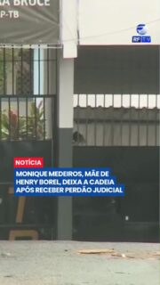 Monique Medeiros deixa a prisão após receber perdão judicial no caso Henry Borel

Monique Medeiros, mãe de Henry Borel, deixou a prisão nesta quinta-feira (4) após receber perdão judicial no julgamento do caso que chocou o Brasil.

O ex-vereador Jairinho foi condenado a 43 anos, 9 meses e 20 dias de prisão pela morte do menino Henry, ocorrida em 2021. Já Monique recebeu o benefício do perdão judicial, que permite ao juiz deixar de aplicar a pena em situações previstas na legislação.

A juíza responsável pelo caso considerou, entre outros fatores, a perda do filho, a repercussão nacional do caso e as consequências pessoais enfrentadas por Monique nos últimos anos. O Ministério Público e a assistência de acusação ainda podem recorrer da decisão.

#HenryBorel #MoniqueMedeiros #Jairinho #Justiça #TribunalDoJúri #Brasil #Notícia  #Polícia #Atualidades
