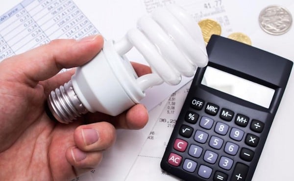 Você consegue economizar luz na sua casa?