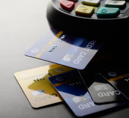 Você costuma parcelar quando compra no cartão crédito?