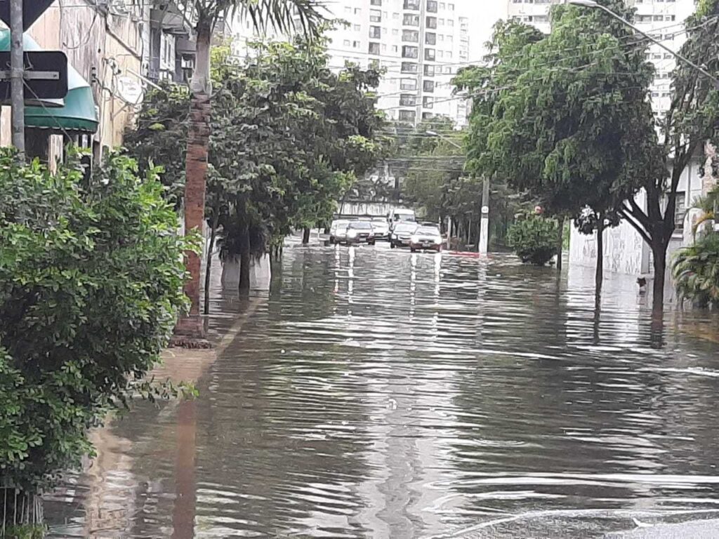 Você tem problemas de alagamentos em sua rua?
