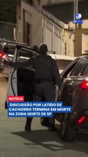 Uma discussão entre vizinhos terminou em tragédia no bairro do Mandaqui, na Zona Norte de São Paulo. Segundo as informações da polícia, o desentendimento começou após reclamações sobre os latidos de um cachorro.
De acordo com a investigação, o marido da vizinha foi tirar satisfação com o homem que havia reclamado do barulho. Durante a briga, os dois entraram em luta corporal. Ao ver o pai sendo agredido, um adolescente pegou uma faca e atacou o vizinho.
Quando a polícia chegou ao local, a vítima já estava sem vida. O adolescente foi apreendido e o caso segue sob investigação para esclarecer todas as circunstâncias da ocorrência.
#SãoPaulo #Mandaqui #Polícia #Crime #Investigação #ZonaNorte #Notícias #Brasil #Urgente