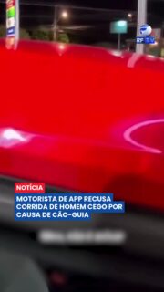 Um homem com deficiência visual denunciou ter sido impedido de embarcar em um carro de aplicativo em Florianópolis por estar acompanhado de seu cão-guia.
A situação foi registrada em vídeo pelo próprio passageiro, que explicou ao motorista que o animal não era um pet comum e que a legislação garante o acesso de cães-guia aos meios de transporte.
O episódio gerou repercussão e reacendeu o debate sobre acessibilidade e respeito aos direitos das pessoas com deficiência. O caso pode resultar em responsabilização caso seja confirmada a prática discriminatória.
#Florianópolis #SantaCatarina #Acessibilidade #CãoGuia #Direitos #Inclusão #Notícias