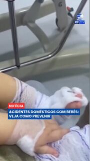 A casa pode esconder diversos riscos para os bebês, principalmente durante a fase em que começam a engatinhar e explorar o ambiente. Especialistas alertam que quedas, queimaduras, engasgos, afogamentos e intoxicações estão entre os acidentes domésticos mais comuns nessa faixa etária.
Para reduzir os riscos, a orientação é instalar redes e travas de segurança, manter produtos de limpeza e medicamentos fora do alcance das crianças, proteger tomadas e nunca deixar o bebê sozinho em locais como camas, trocadores ou banheiras. A supervisão constante continua sendo a principal forma de prevenção.
Criar um ambiente seguro faz toda a diferença para evitar acidentes e garantir um desenvolvimento mais tranquilo para os pequenos.
#Saúde #Bebês #Prevenção #SegurançaInfantil #Família #Crianças #Brasil #Atualidades #Notícias