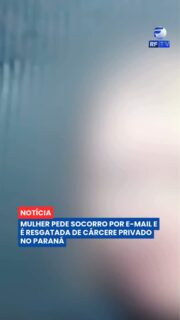 Uma mulher mantida em situação de cárcere privado por anos conseguiu pedir ajuda de forma discreta e acabou sendo resgatada pela Polícia Militar no Paraná. 🚨

A vítima enviou um e-mail para a Casa da Mulher Brasileira relatando que sofria agressões e ameaças e era constantemente monitorada pelo companheiro. Sem celular próprio e com a rotina controlada pelo agressor, ela encontrou no e-mail uma forma de comunicar a situação às autoridades.

Após receber a mensagem, a Casa da Mulher Brasileira acionou os órgãos responsáveis. Policiais foram até uma residência em uma área rural da Região Metropolitana de Curitiba e localizaram a mulher. O homem apontado como responsável pela violência foi detido.

Durante o atendimento, a vítima também contou que já havia tentado pedir ajuda anteriormente, mas não havia conseguido escapar da situação.

O caso reforça a importância de canais seguros para que vítimas de violência possam denunciar situações de risco.

#RFTV #PortalVeloz #Parana #ViolenciaDomestica #Noticias #Brasil