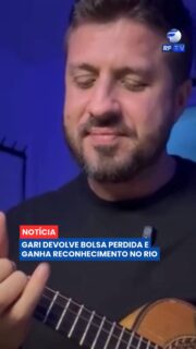 👏 Um gesto de honestidade chamou a atenção no Rio de Janeiro. O gari Fabiano encontrou uma bolsa perdida durante o trabalho e decidiu procurar o dono para devolver os pertences.
A bolsa pertencia a Felipe, que ficou surpreso e agradecido ao recuperar os objetos. A atitude de Fabiano foi reconhecida e acabou rendendo homenagens.
O caso mostra como uma atitude simples pode fazer a diferença e inspirar outras pessoas a agir com honestidade no dia a dia.
👉 Compartilhe essa história e valorize exemplos que inspiram boas atitudes.
#RFTV #PortalVeloz #Honestidade #RioDeJaneiro #BoasAtitudes #Exemplo