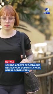 O Senado aprovou um projeto de lei que autoriza a comercialização, a compra e a posse de spray de pimenta para defesa pessoal de mulheres. A proposta também estabelece regras para fabricação, venda e uso do produto, além de prever punições para casos de utilização indevida.

O texto ainda cria um programa nacional de capacitação sobre defesa pessoal e uso correto do equipamento. A proposta permite a aquisição por mulheres maiores de 18 anos e, em alguns casos, por adolescentes a partir de 16 anos com autorização dos responsáveis, conforme previsto no projeto.

Agora, o projeto segue para sanção presidencial. Somente após essa etapa, caso seja sancionado, as novas regras passarão a valer em todo o país.

#Senado #Brasil #Segurança #DefesaPessoal #Mulheres #Política #Notícias #Urgente #Atualidades