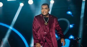 Raça Negra – Me Leva Junto com Você