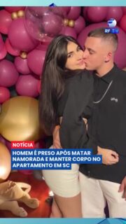 Um homem foi preso suspeito de matar a namorada e manter o corpo da jovem dentro do apartamento por dois dias, em Santa Catarina. O caso é investigado como feminicídio.

Inicialmente, o suspeito afirmou que a companheira havia tirado a própria vida. No entanto, a perícia concluiu que a vítima morreu por asfixia e apontou indícios de que a cena teria sido alterada para simular um suicídio.

O homem foi preso e teve a prisão mantida pela Justiça. A Polícia Civil continua investigando o caso para esclarecer todas as circunstâncias do crime.

#SantaCatarina #Feminicídio #Polícia #Crime #Investigação #Segurança #Brasil #Notícias #Urgente
