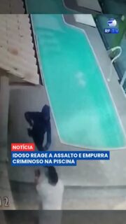 Um idoso surpreendeu um criminoso ao reagir a uma tentativa de assalto dentro de sua residência. Durante a ação, a vítima empurrou o suspeito para dentro da piscina, frustrando parte da investida.
As imagens registradas por câmeras de segurança mostram o momento da reação. Mesmo após cair na água, o criminoso conseguiu fugir antes da chegada da polícia.
O caso chamou a atenção pela atitude da vítima, mas especialistas alertam que reagir a assaltos pode representar um grande risco. A orientação das autoridades é priorizar a própria segurança e acionar a polícia assim que possível.
#Assalto #Segurança #Polícia #Crime #Brasil #Notícias #Urgente #RFTV